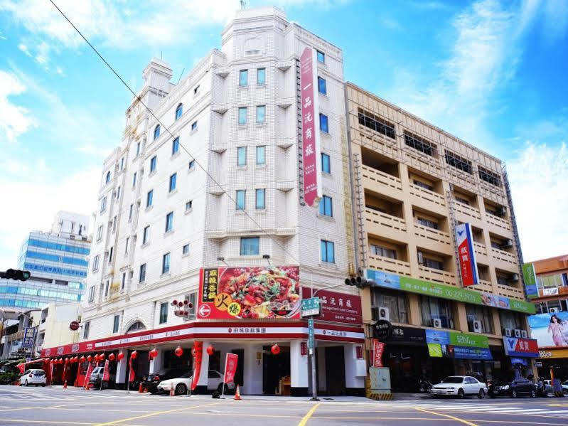 Yi Pin Yuan Hotel Tainan Exterior photo